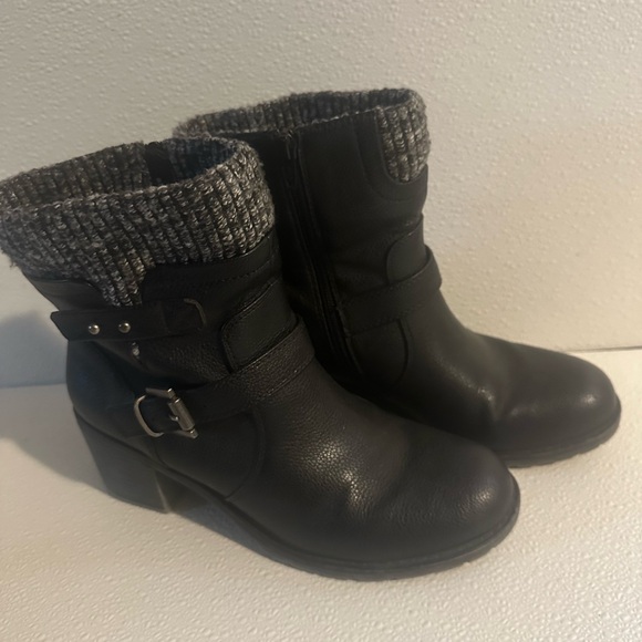 Baretraps Dovet Boots Black Leather Women's Size 9 M Buckles - Picture 2 of 7